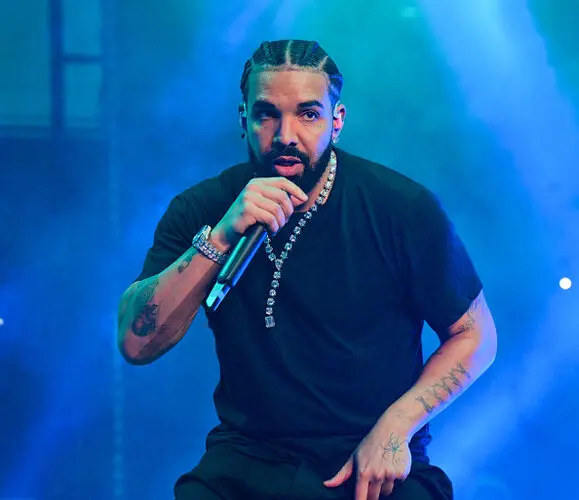 Drake files new defamation lawsuit against UMG over diss track that ‘tags him a pedophile’