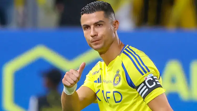 Jhon Duran hails teammate Cristiano Ronaldo as football’s ‘best’