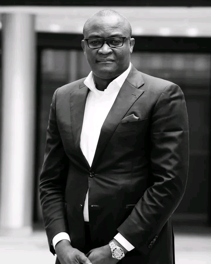 Romelu Lukaku loses father