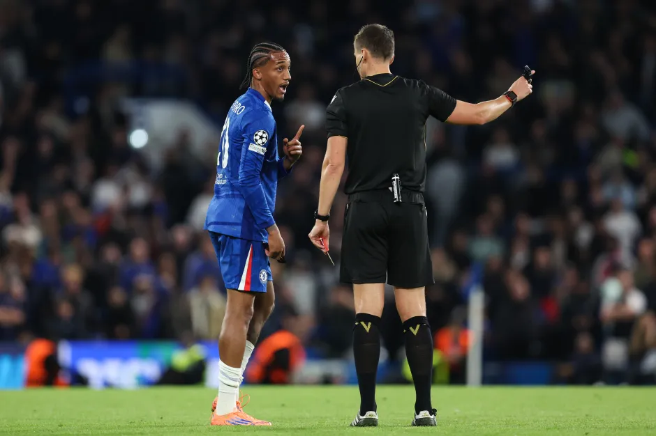 UCL: Chelsea edge Benfica as Mourinho suffers Stamford Bridge return defeat