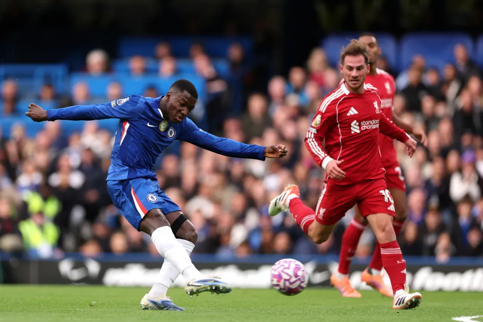 Estevao scores dramatic winner as Chelsea edge Liverpool